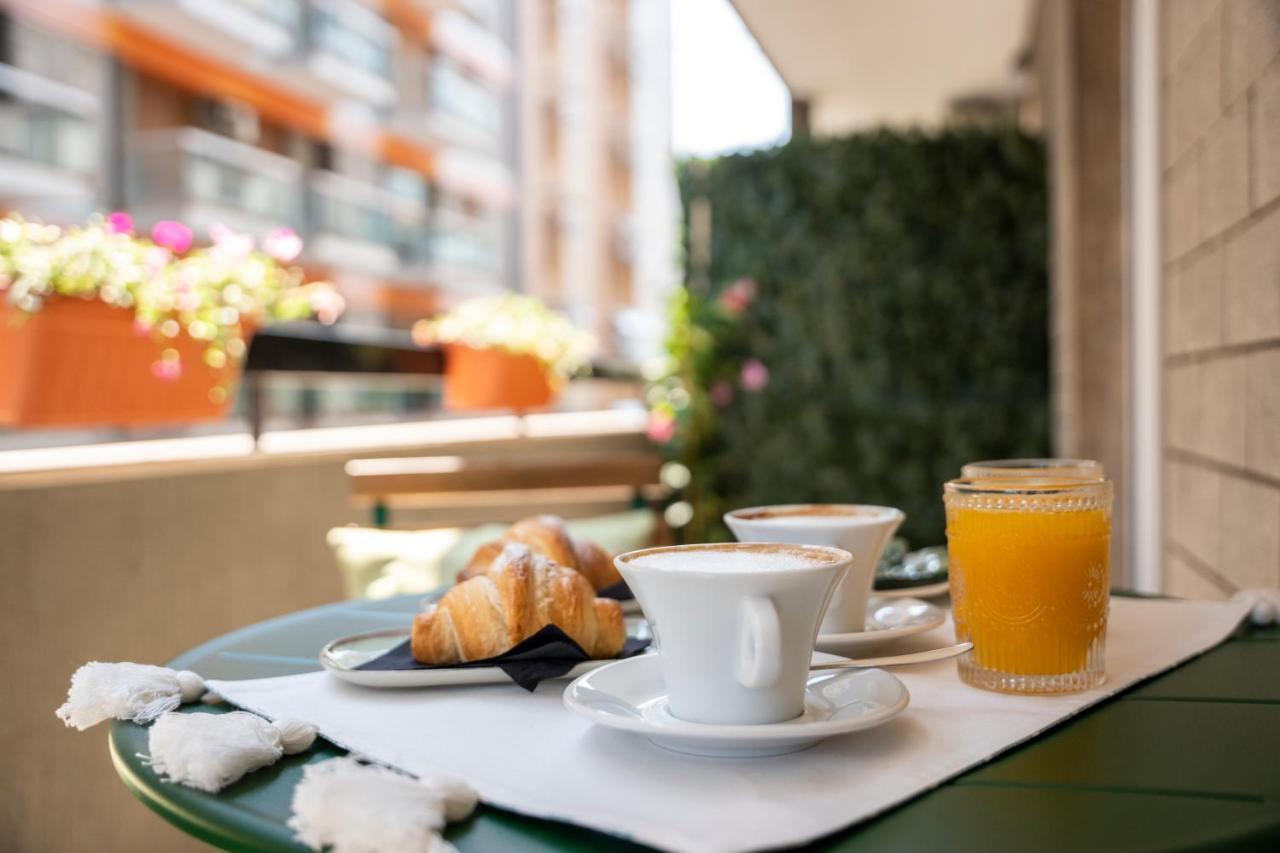 Puglia5Stars Stazione Centrale Urban Green Барі Екстер'єр фото
