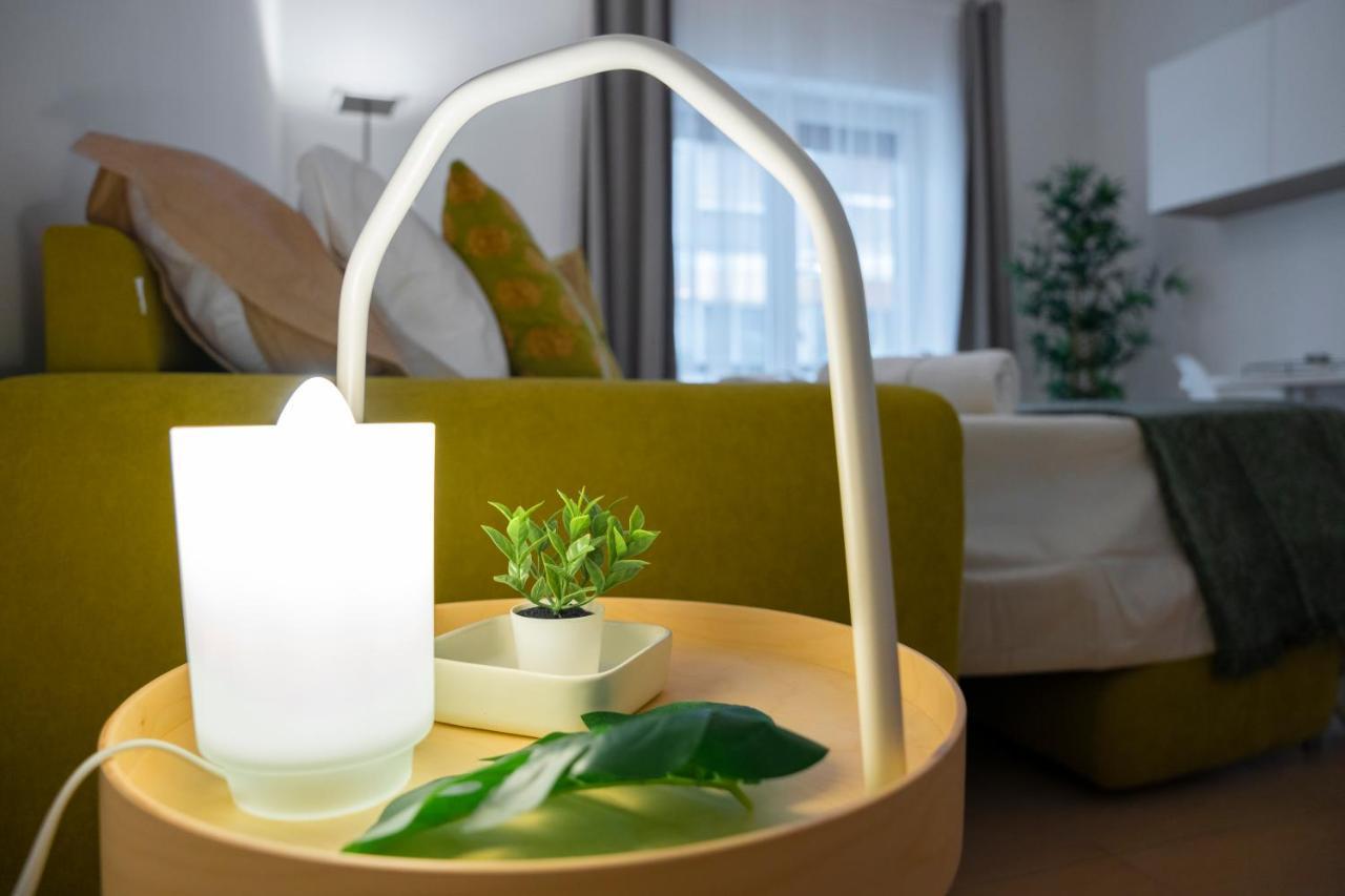 Puglia5Stars Stazione Centrale Urban Green Барі Екстер'єр фото